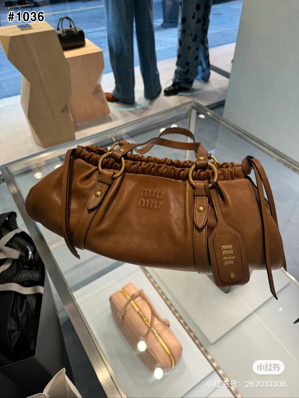 🍀 [MIUMIU] 미우미우 나파 레더 백 🍀