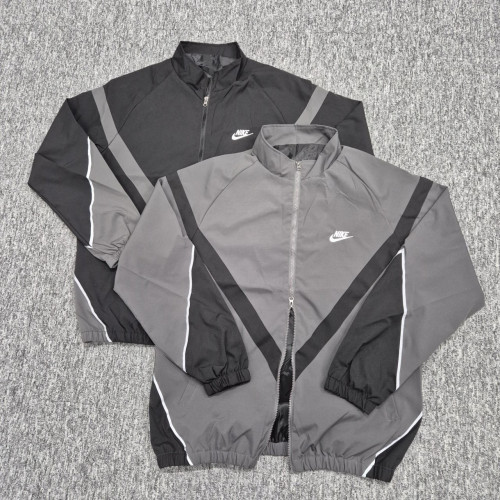 💕 나** 브이배색 바람막이