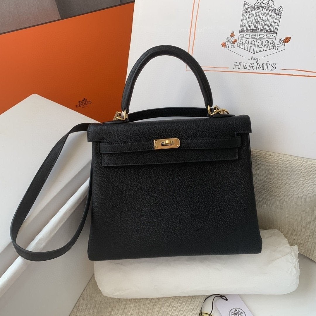 💕 에*** 토고 켈리백 25(블랙)