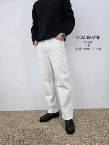 TB 세미 일자 화이트 진 청바지
