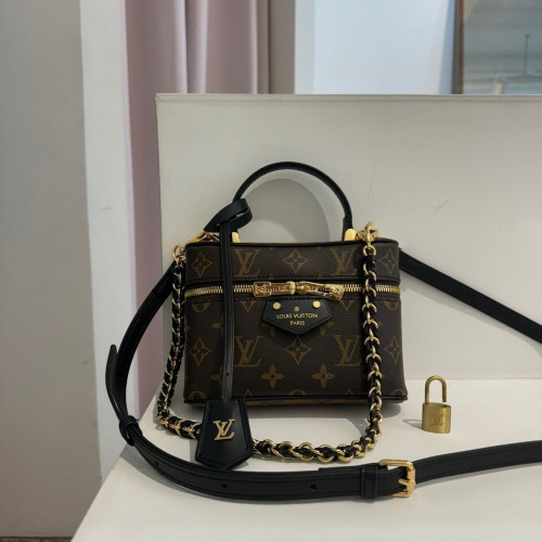 🤴🏻 #루비통  코스메틱 베니티백🤴🏻