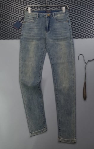 루VVV 모노그램 로고포인트 워싱스판 데님진 ➡️수입풀(봄제품)