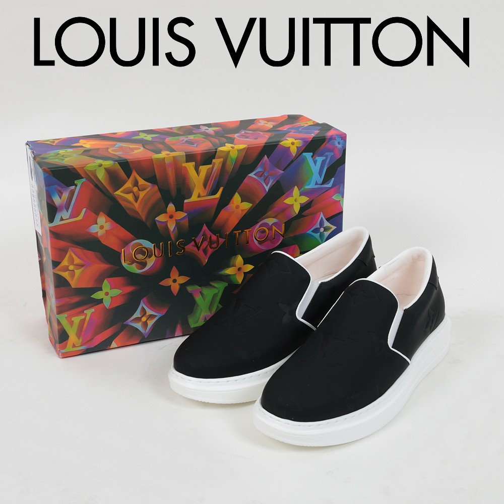 루VVV 26SS. 가죽 베버리힐즈 로고 엠보스 슬림온 로우탑