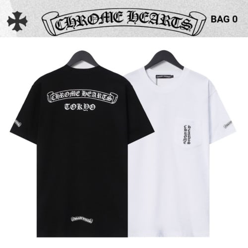 Ch******* 포켓 레터링 스크롤 로고 티셔츠