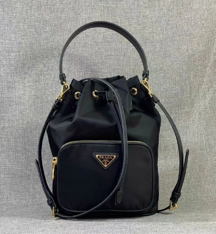 💕 프** 포코노 버킷백