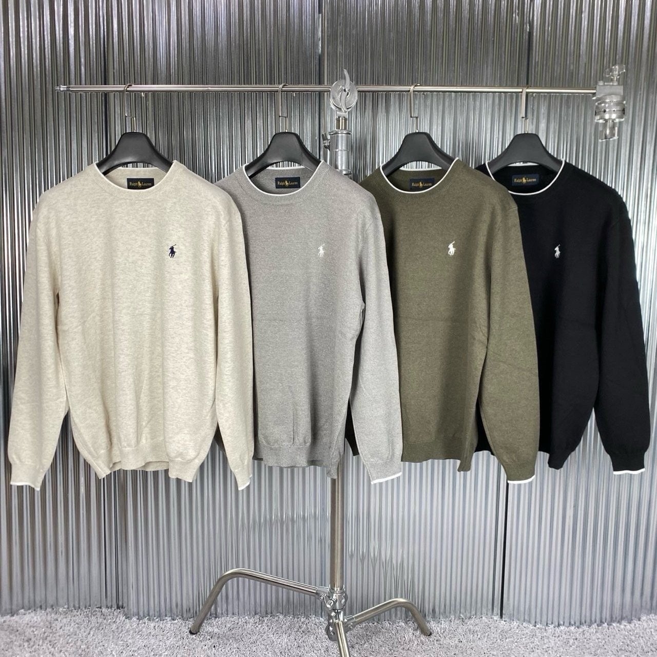 💕 폴* 디엔드 라운드 니트