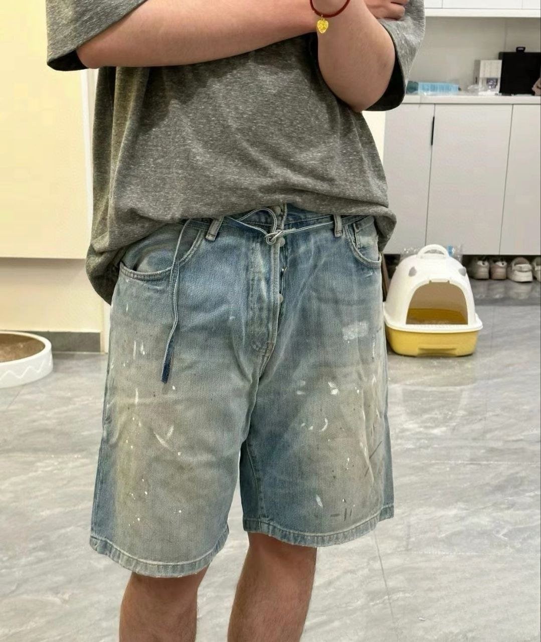 💕 아** 스튜디오 빈티지 데님 반바지 - 수입