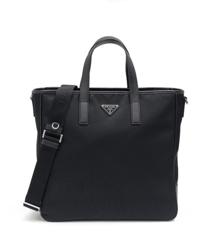 💕 프** 공용 트라이앵글 로고 리나일론 토트백 블랙 2VG 064 VXOO2DMH F0002