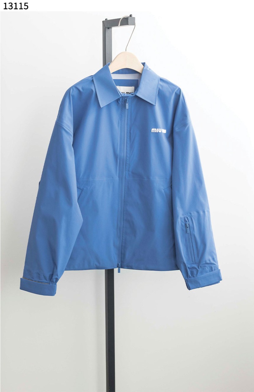 #미우미우 [MIU MIU] 테크니컬 패브릭 자켓 신상입고💢 #상의 #자켓 #13115
