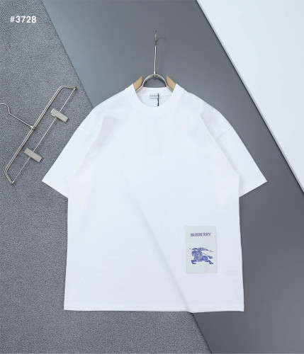 🍀 [BURBERRY] 버버리 EKD 블루 기마자수패치 오버핏 라운드 반팔 티셔츠 🍀