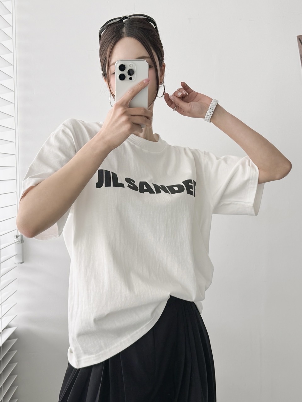 질샌더 로고 박스T