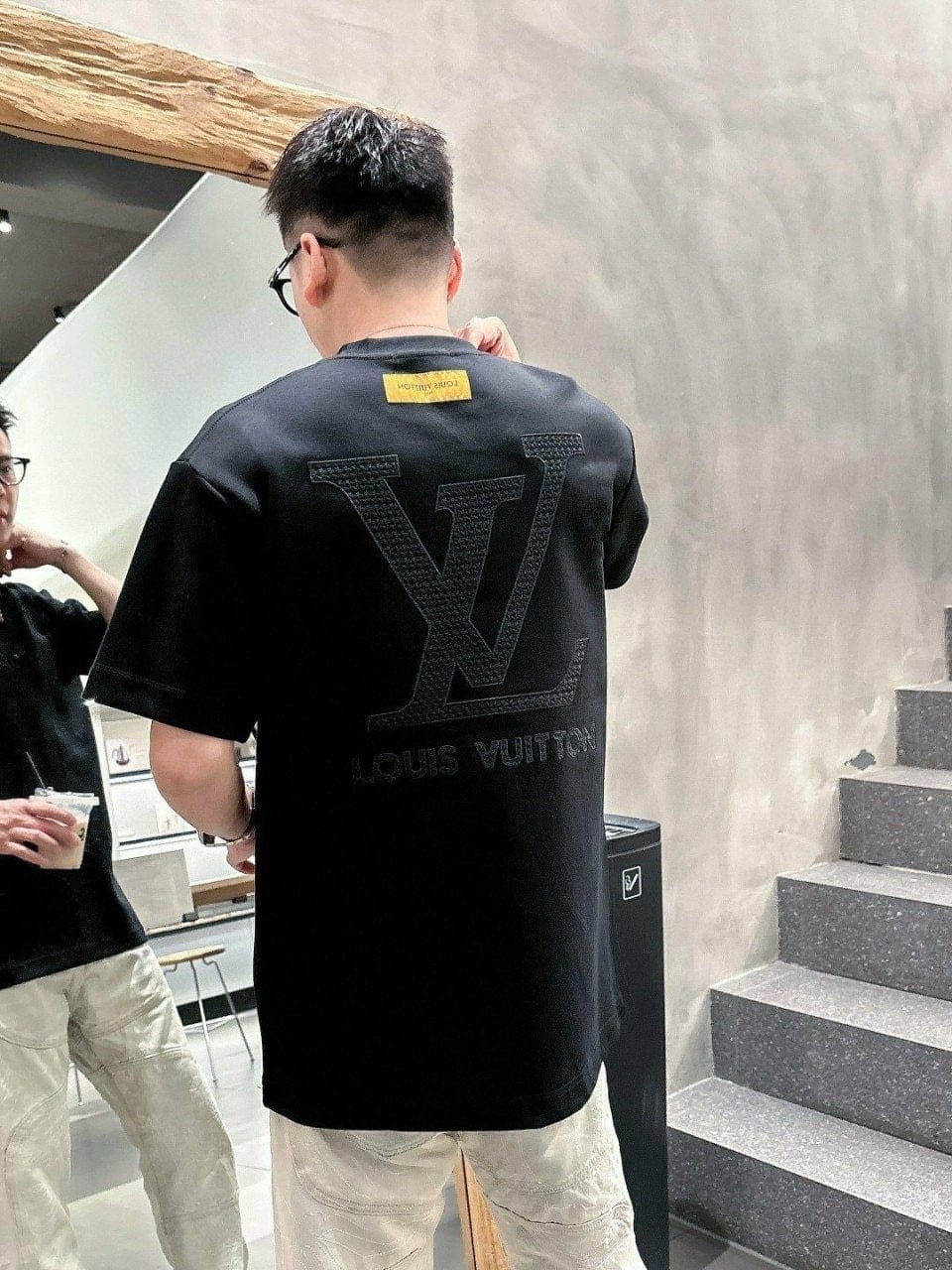 💕 루* LV 로고 자수 반팔 티셔츠