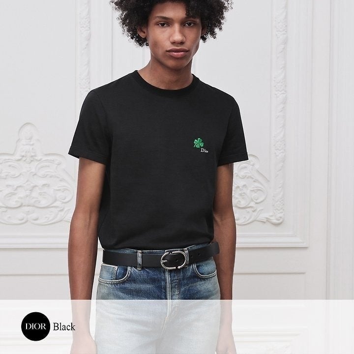 💕 디* 클로버 자수 레귤러핏 티셔츠