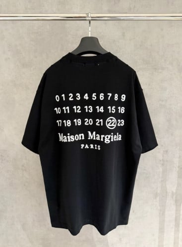 💕 메* 마르지엘라 자수로고 티셔츠