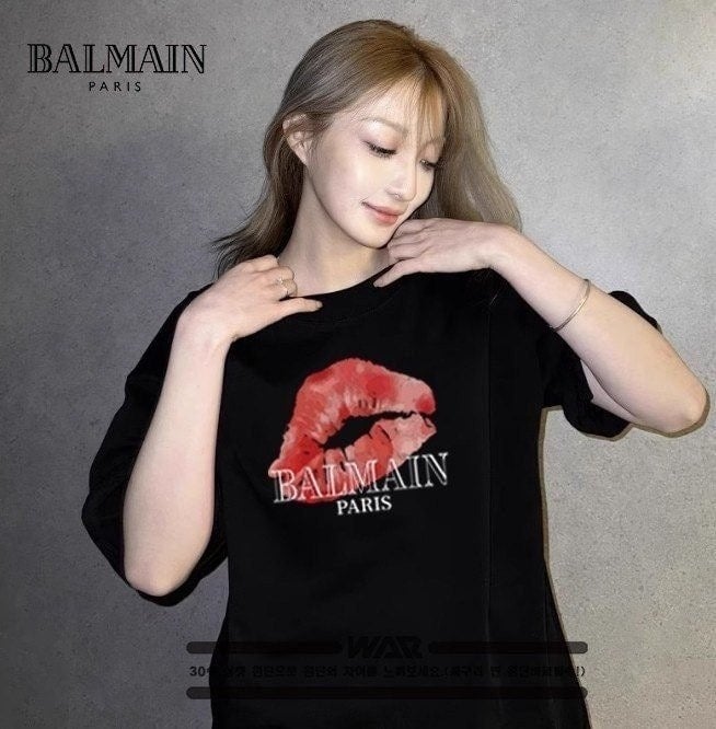 💕 발* 입술 레터링 로고 디자인 반팔 티셔츠