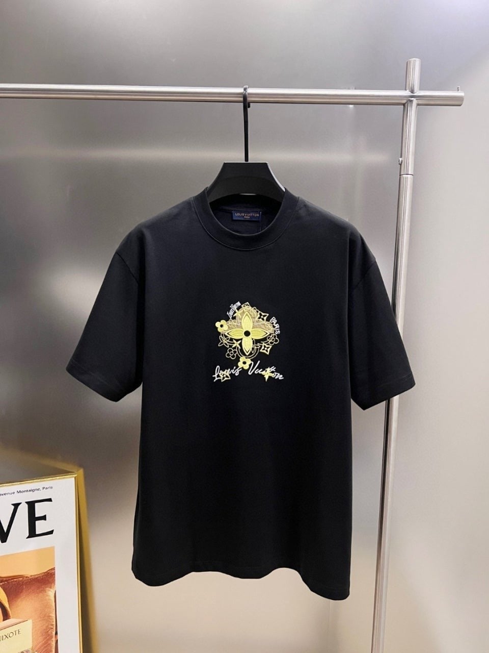 골드모노 레터링 자수티셔츠 LOU-2672