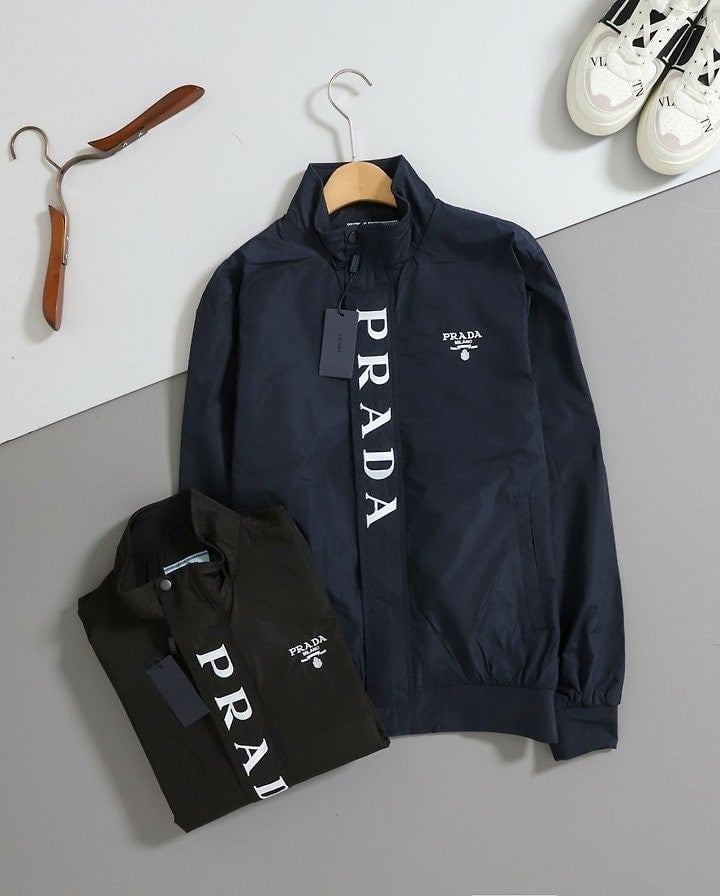 버티컬 로고 자수 블루종 자켓 PR-3748