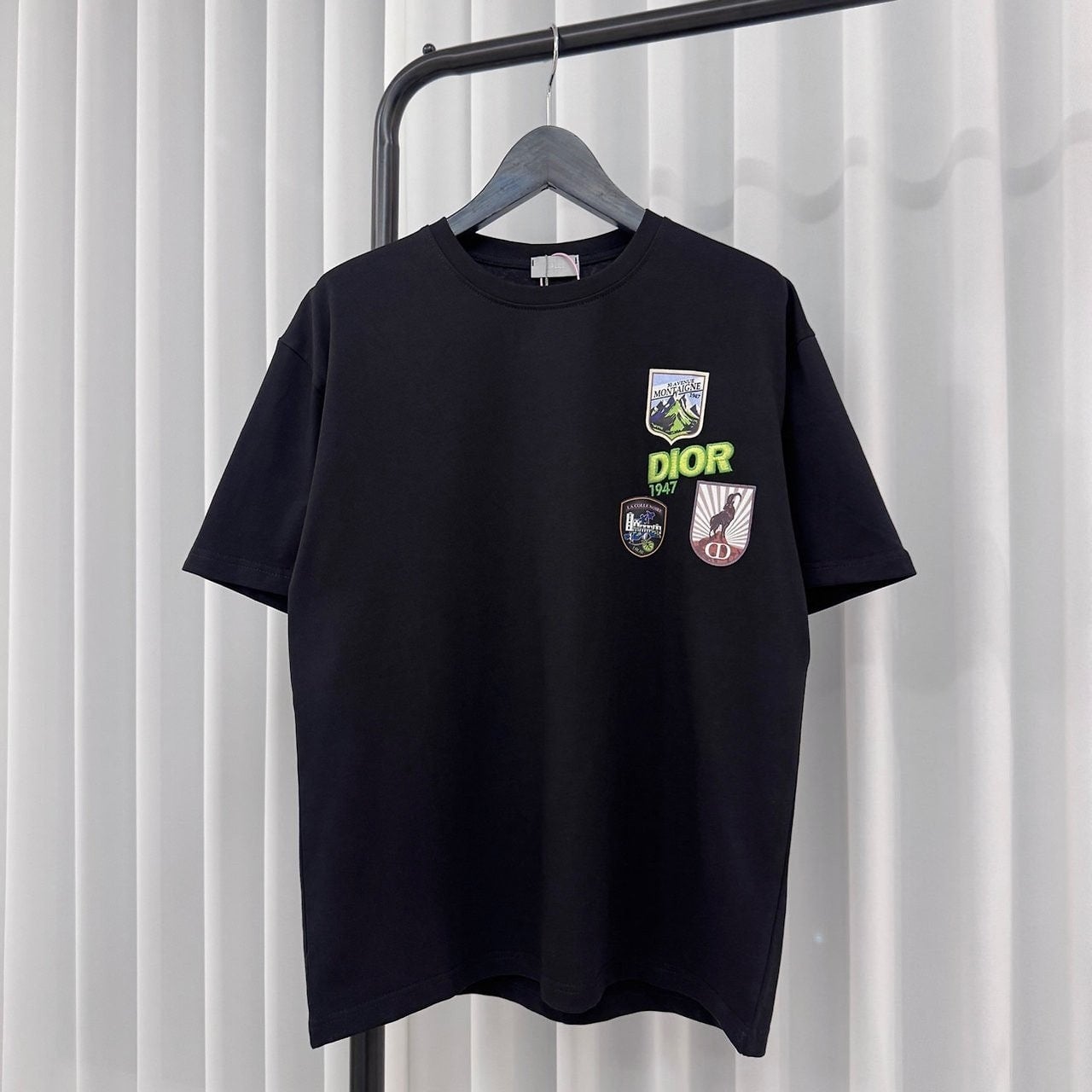 💕 디* 마운틴 1947 반팔 티셔츠