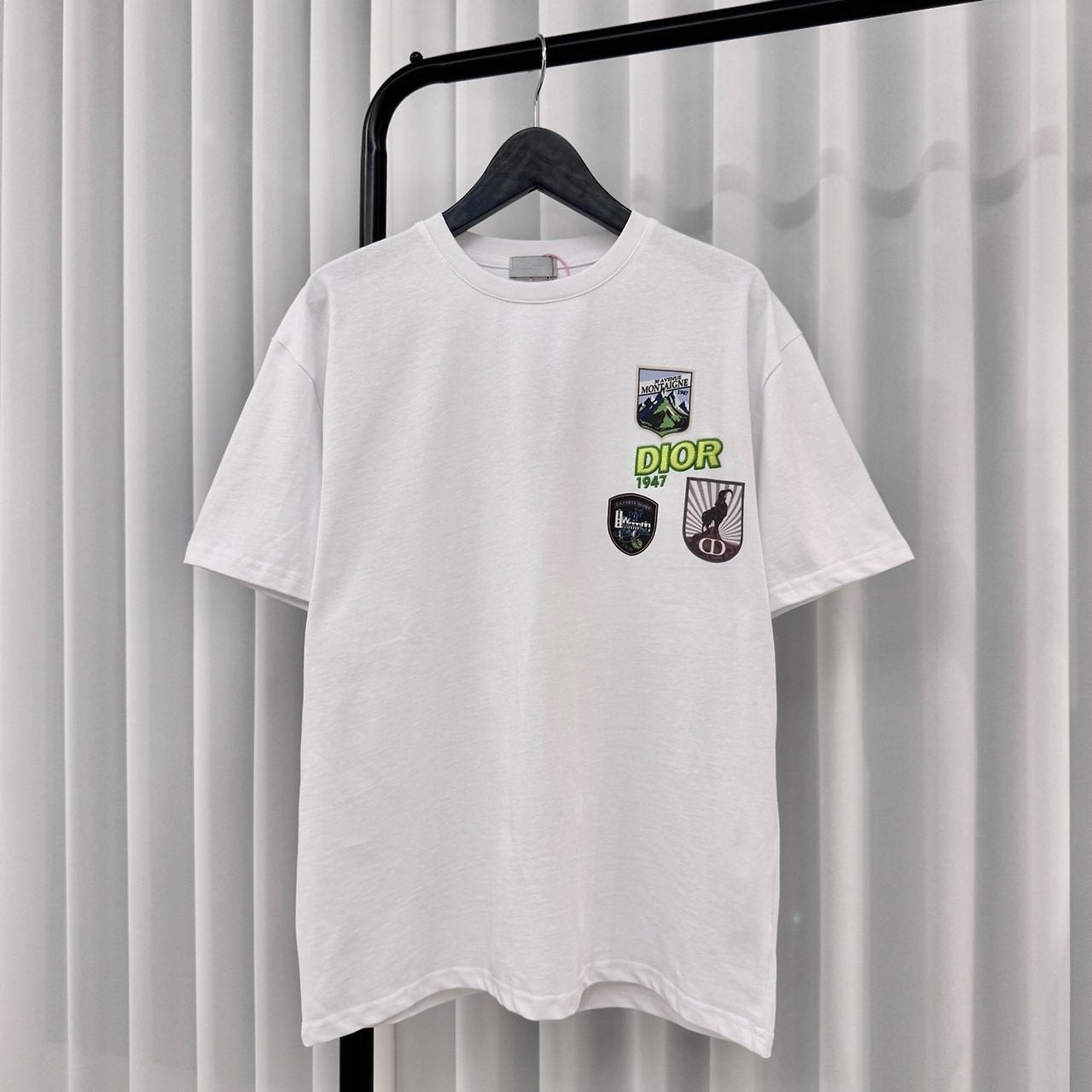 💕 디* 마운틴 1947 반팔 티셔츠