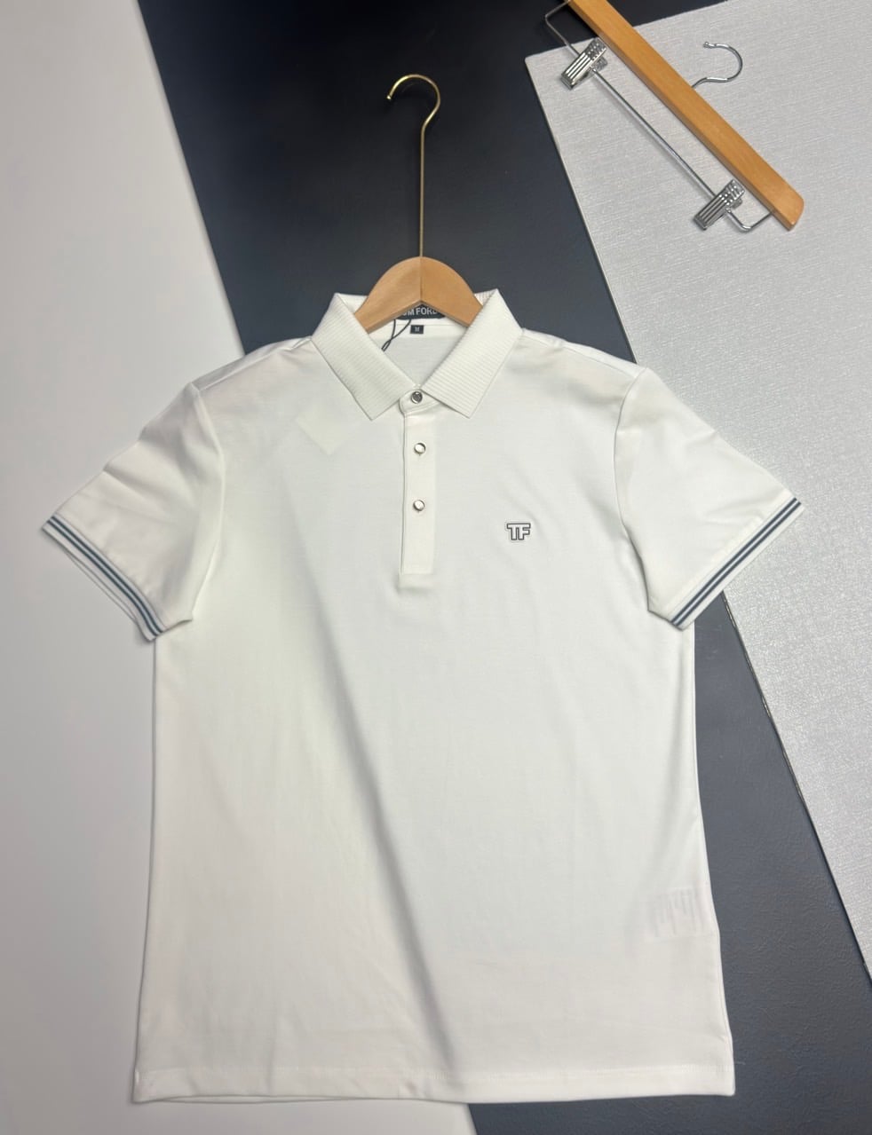 #톰포드  TF 로고 폴로 셔츠