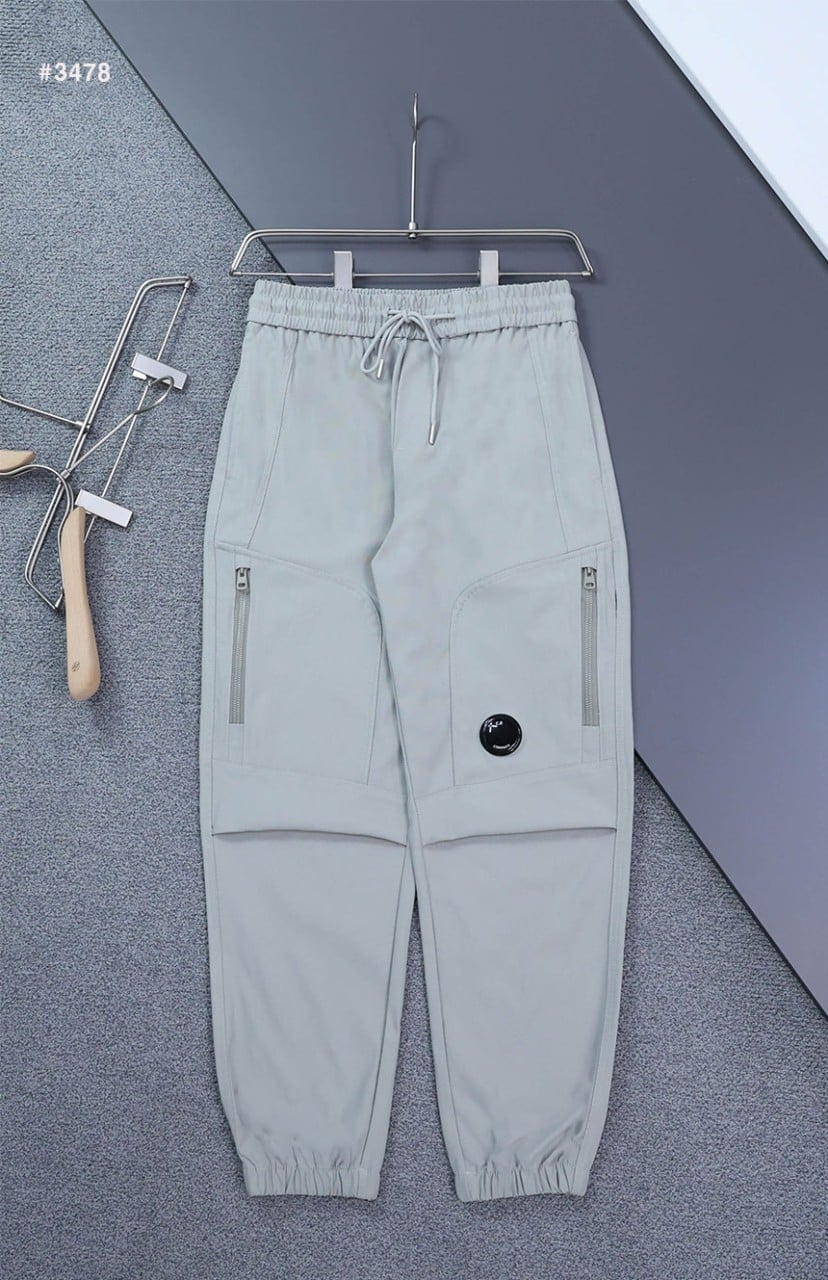 🍀 [C.P COMPANY] 씨피컴퍼니 다이애그널 렌즈 조거 팬츠 🍀